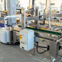 如何选择封箱机使用的纸箱